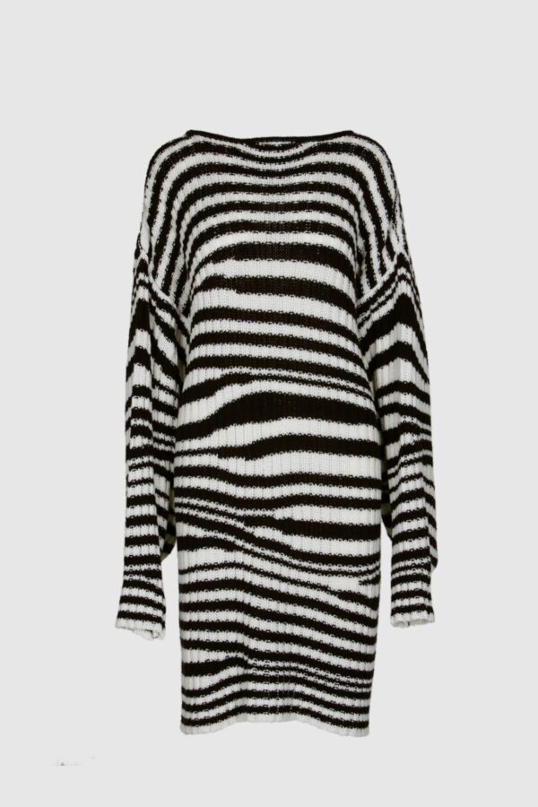 Gestreifter Pullover in schwarz-weiß