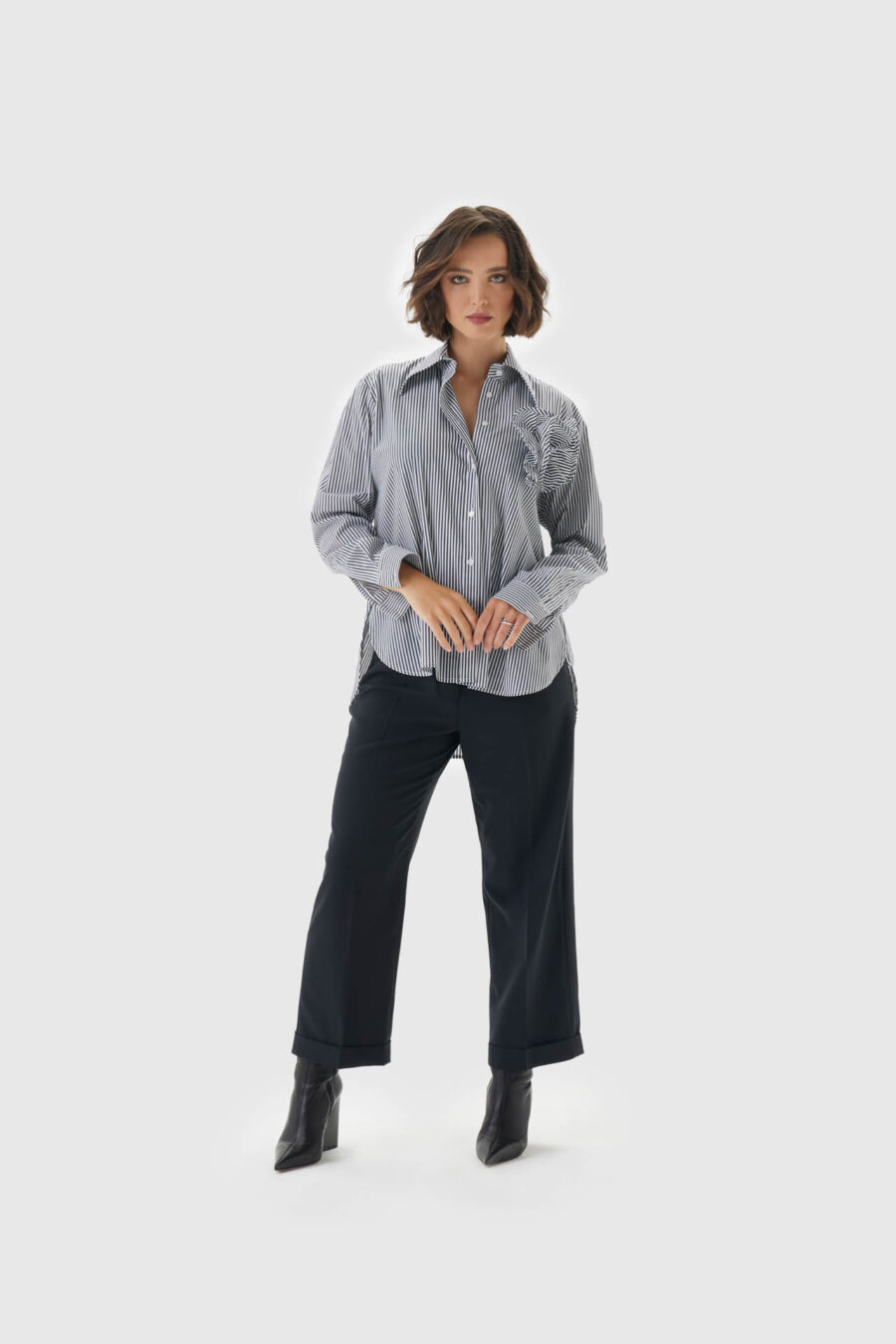 Bluse in anthrazit und weissen Streifen Damen