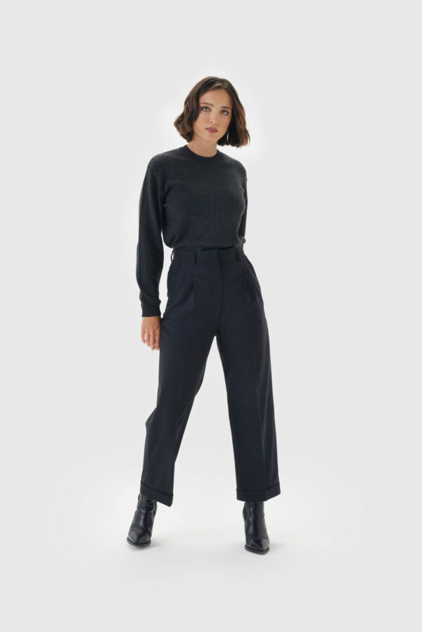 Klassischer Kaschmirpullover in Anthrazit – Bild 2