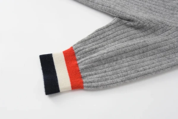 Shirt aus Kaschmir in Grau – Bild 5