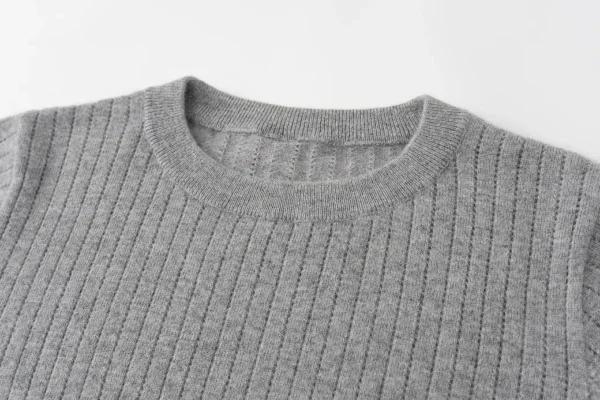 Shirt aus Kaschmir in Grau – Bild 7