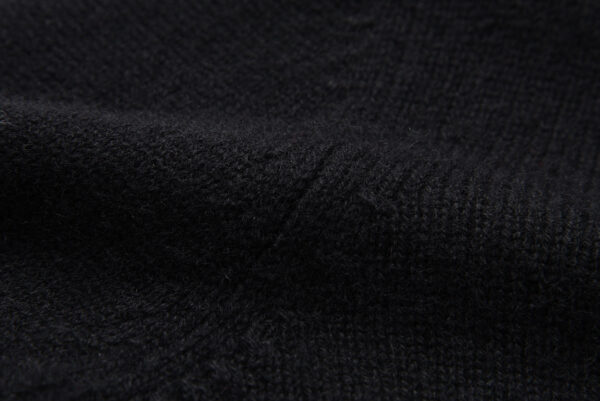 Rollkragenpullover aus Kaschmir in Schwarz – Bild 10