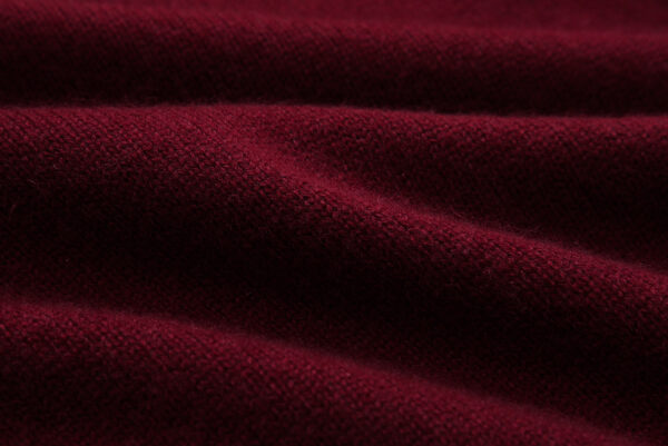 Rollkragenpullover aus Kaschmir in Bordeaux – Bild 9