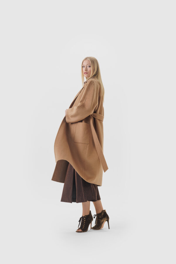 Mantel aus Kaschmir und Wolle in Camel – Bild 3