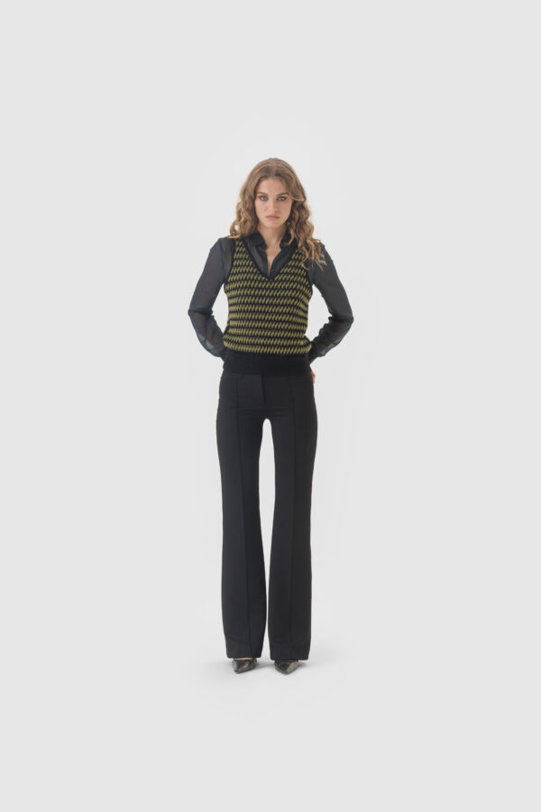 Bluse aus transparenter Seide in Schwarz – Bild 2