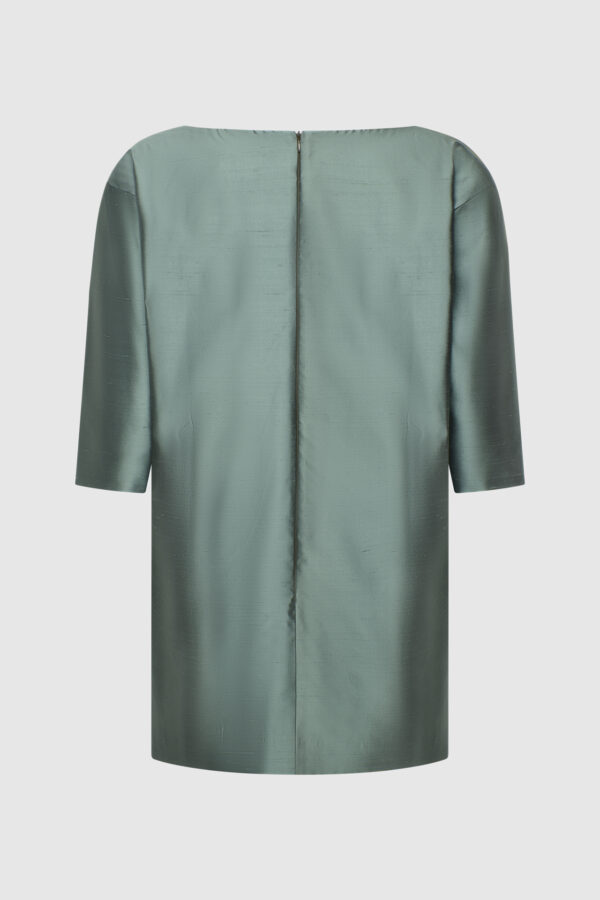 Kleid aus Seide in Olive – Bild 2