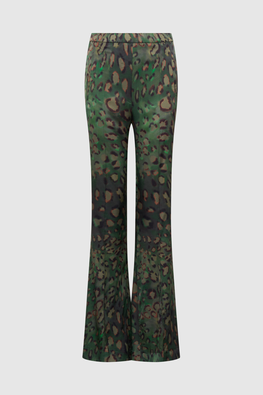 2026_Sommer_Boscana_Hose_Freizeithose-im-gruenen-animal-print