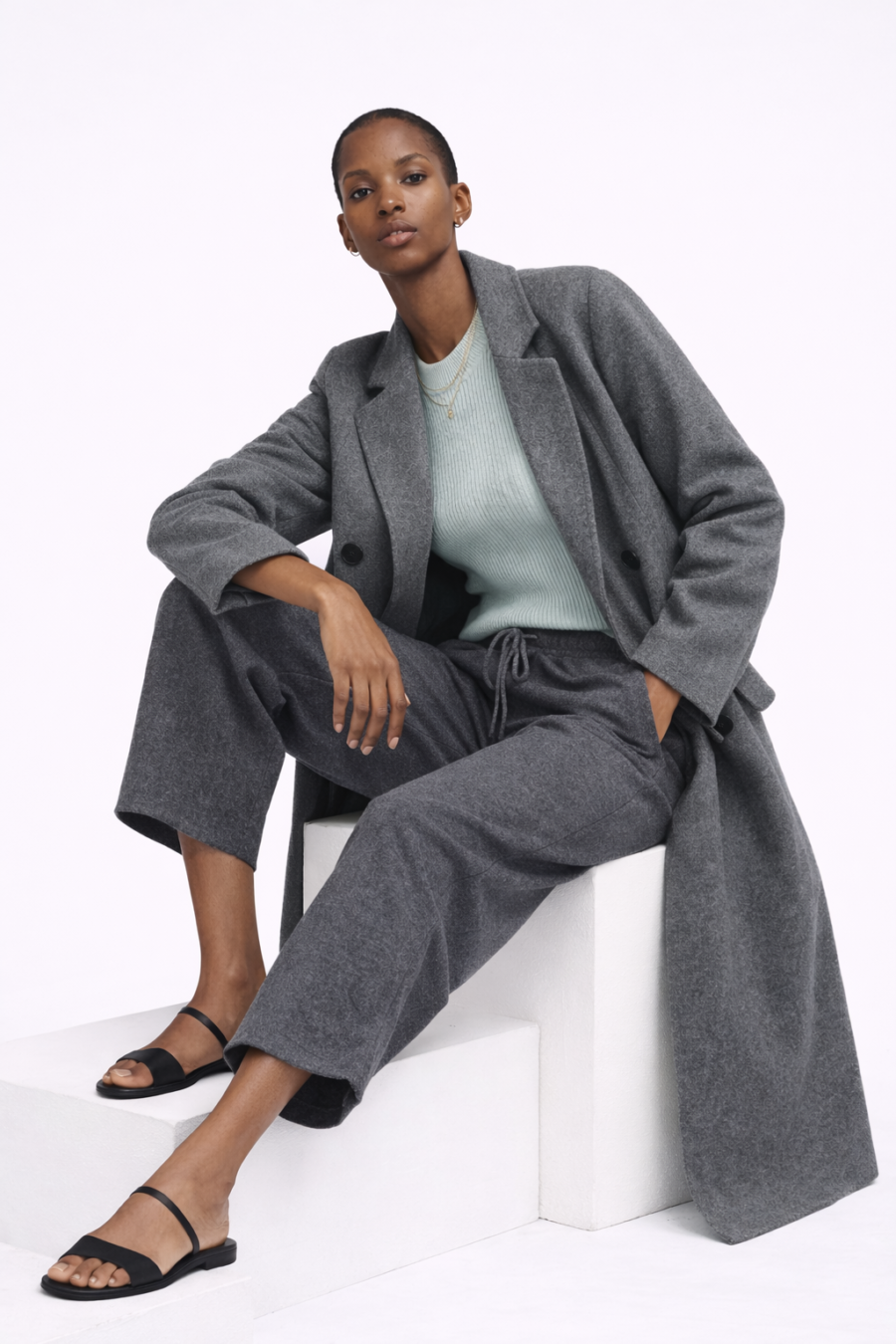 Luxuriöser Kaschmirmantel in Grau-Melange