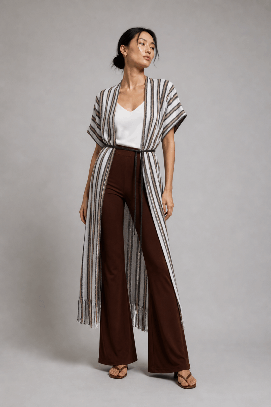 Kimono in Silber, Schwarz und Braun