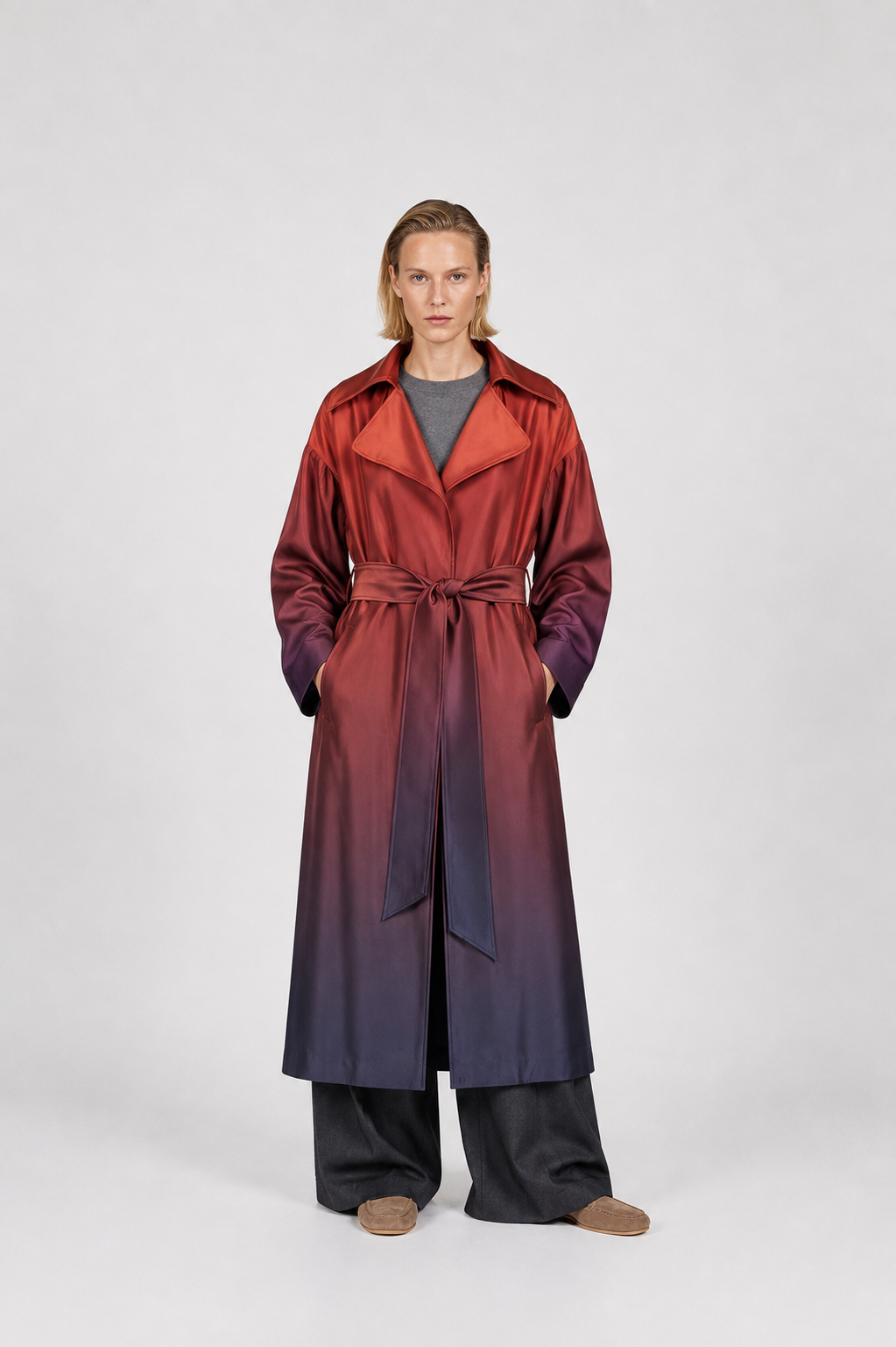 Trenchcoat mit Farbverlauf in Bordeaux und Blau-Lila