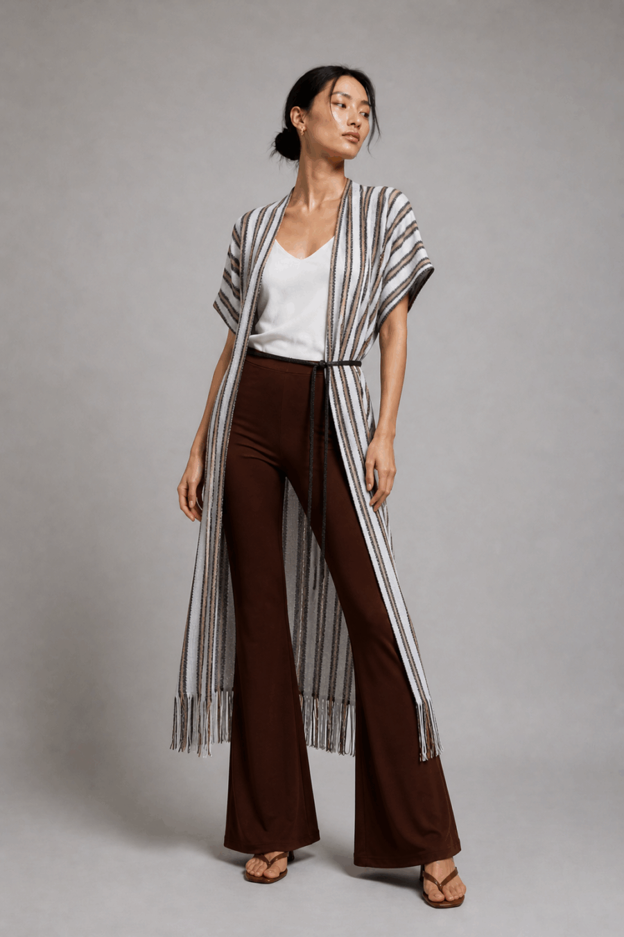 Elastische weite Hose mit verdecktem Gummiband in Mocca