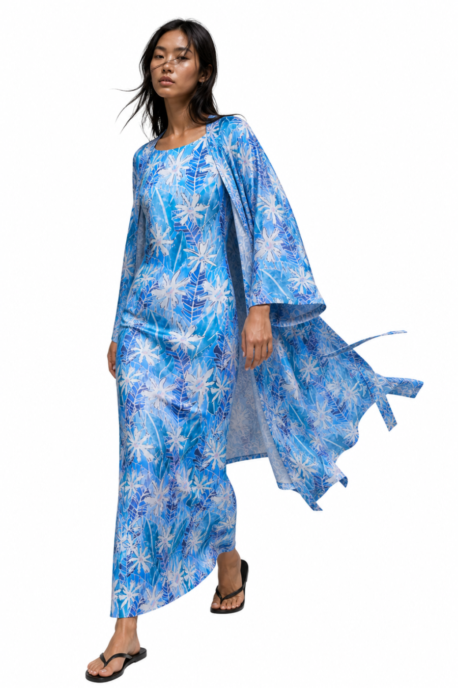 Langes Kleid im Print in Blau- Weißnuancen