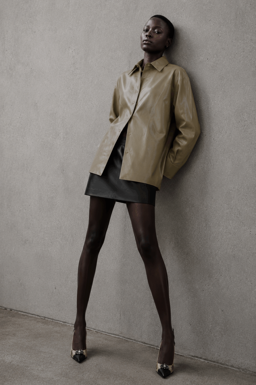 Oversize Lederhemd aus Premiumleder – Sage Green