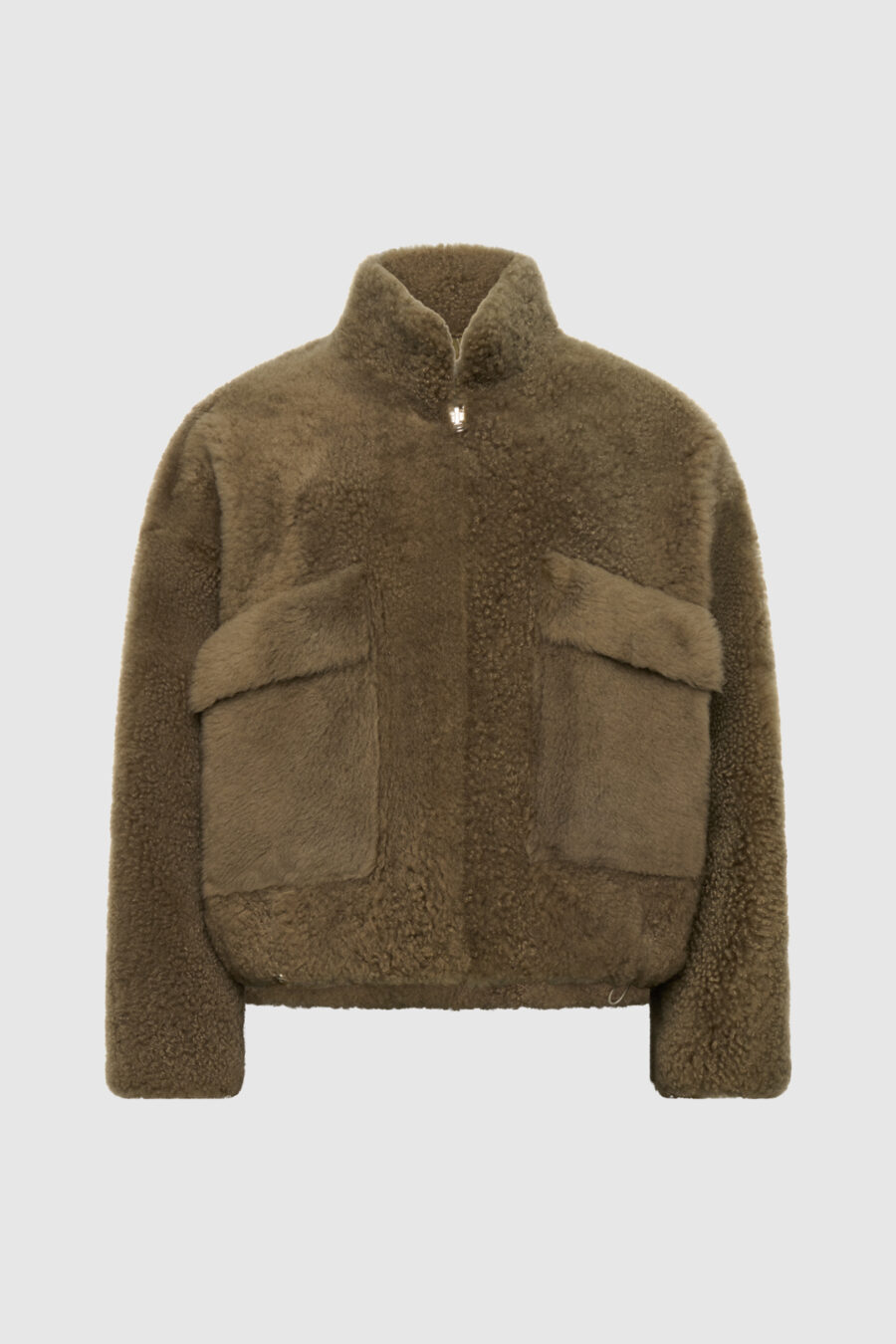 Wende-Lammfelljacke in Olive – Oversize Bomberjacke mit großen Brusttaschen