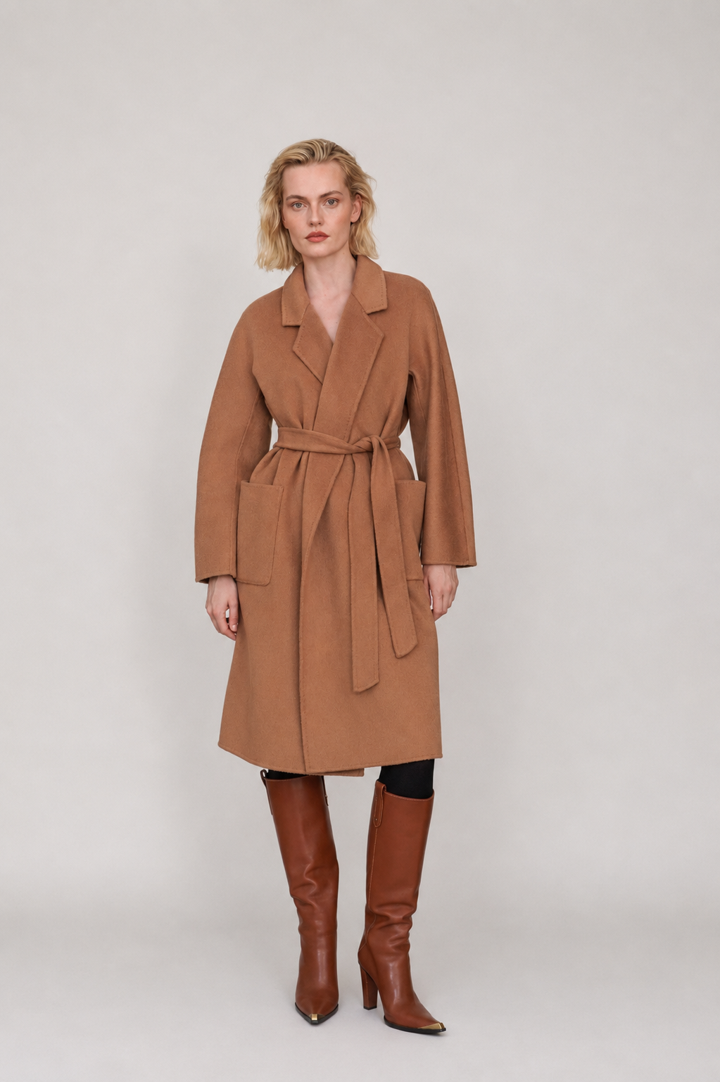Kaschmirmantel aus Kaschmir- und Merinowollmischung in Camel